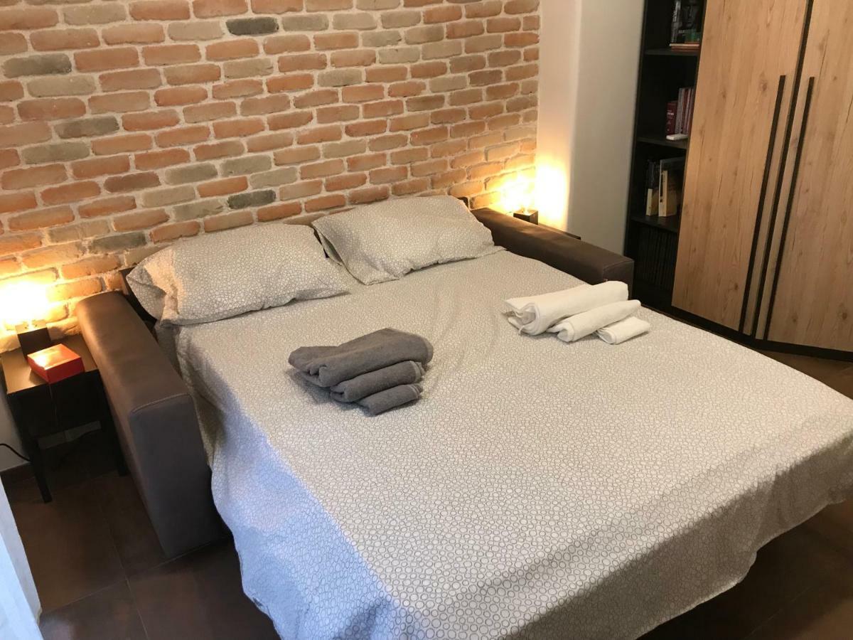 Pangsapuri 58 m² dengan 2 bilik tidur dan 1 bilik mandi peribadi di Appio Latino Rome Luaran gambar